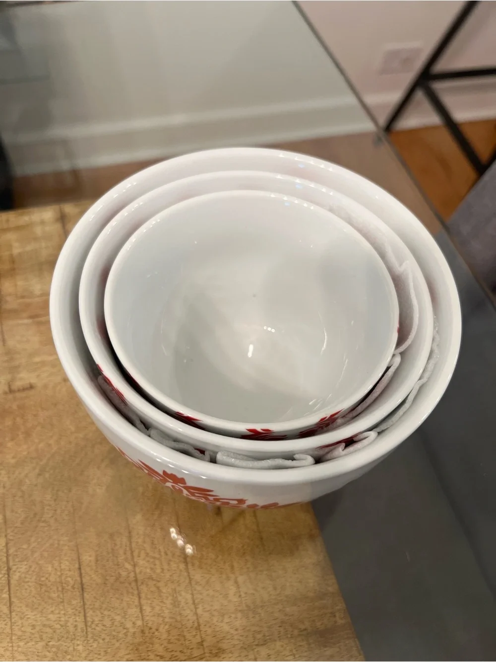 Crate & Barrel Nordic 3 Nesting Bowls Red White snowflake floral